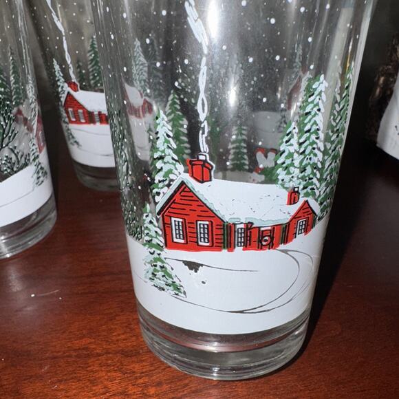 Vintage Winter Snow Red Log Cabin Sleigh Christmas Glasses Set Of 4 - Picture 6 of 7